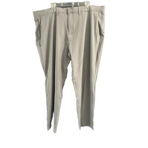 Fabletics NWT's Men's 4-Way Stretch Water Resist The Only Pant Grey Size 44x32